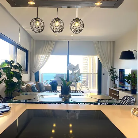Lujoso Apartament Con Impresionantes Vistas Al Mar Benidorm Exterior photo