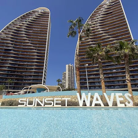 Lujoso Apartament Con Impresionantes Vistas Al Mar Benidorm Exterior photo